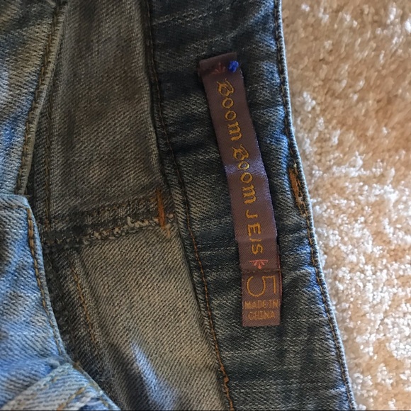 Boom Boom Jeans Size 5 Frayed Cut Off Jean Shorts - Picture 4 of 5